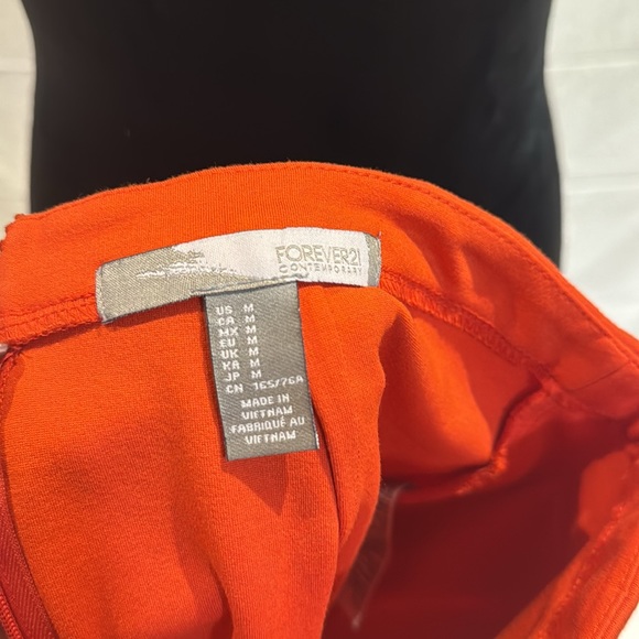 Forever 21 Contemporary Mini Skirt - Picture 5 of 5